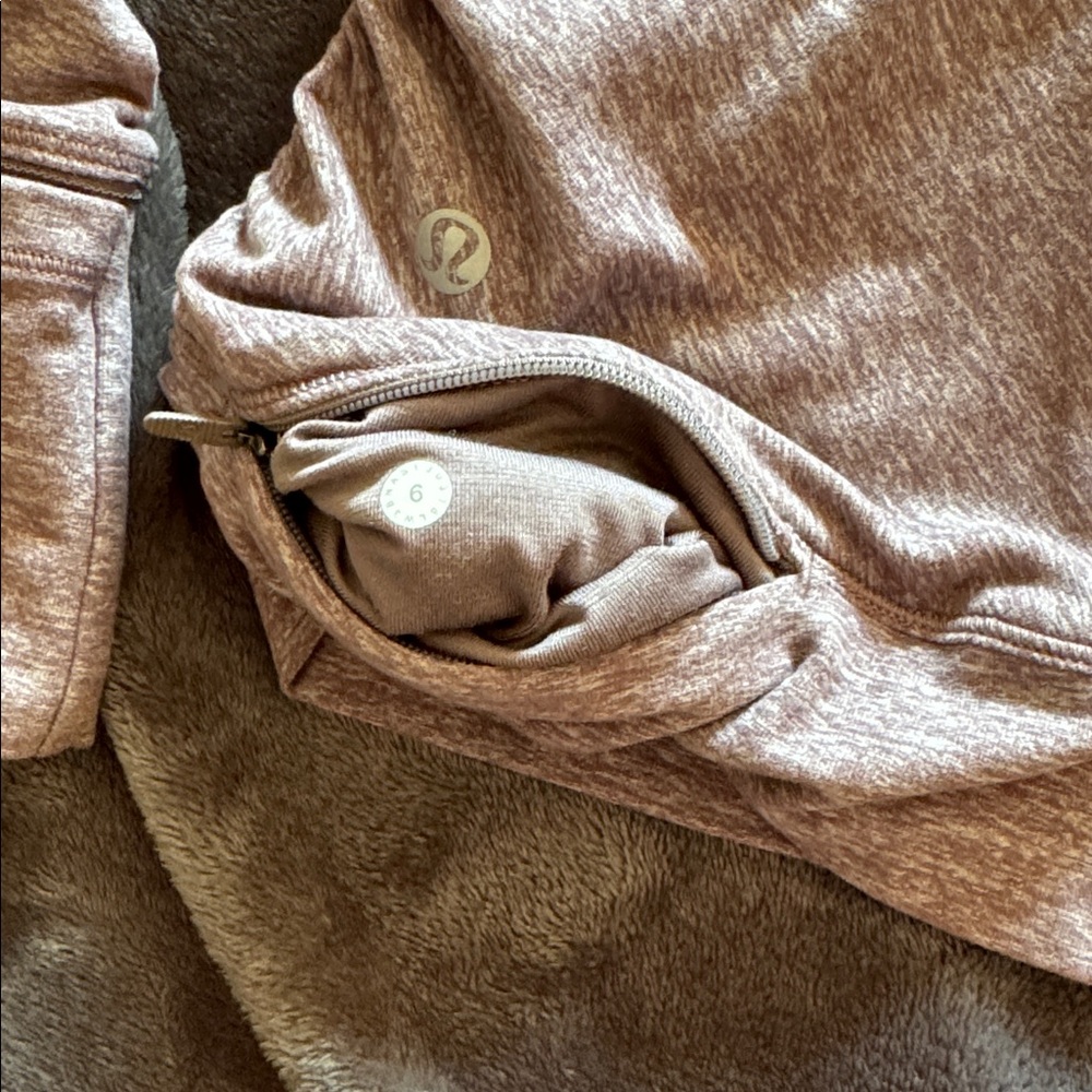 Lululemon half zip Jacket - Picture 3 of 8